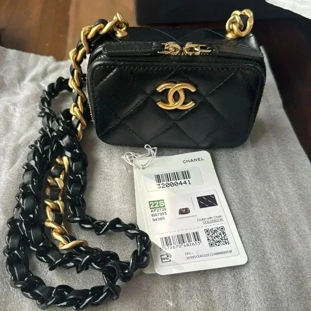 Chanel Black Quilted Mini Lacquered Chain Clutch in lambskin leather
